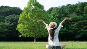 Stressbewältigung in der Natur für ein entspanntes Leben